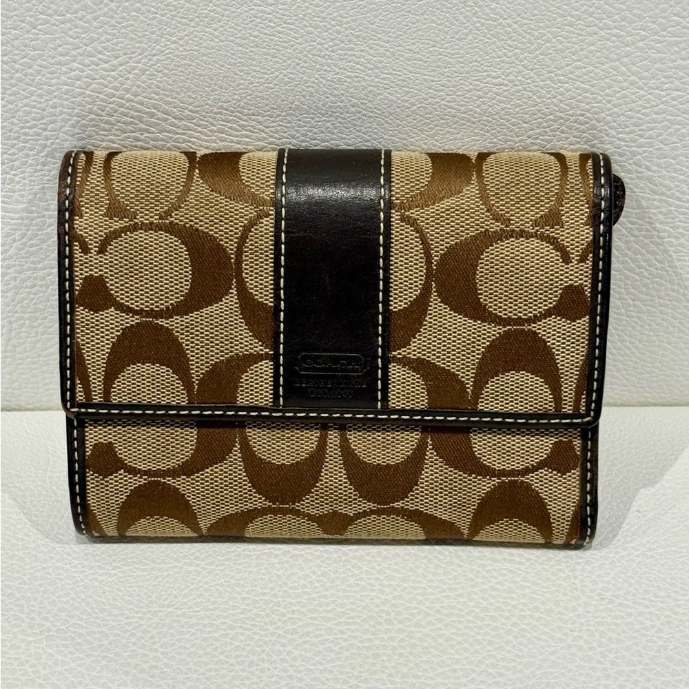 Vintage Coach Trifold Leather Zip Wallet in Signature Canvas Khaki Coach